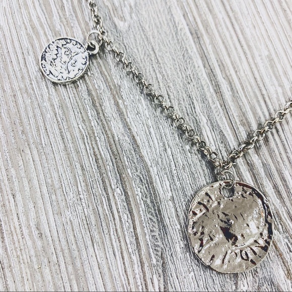 Disc-coin necklace - Picture 5 of 5